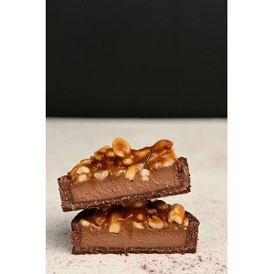 Натуральний VEGAN тарт з начинкою snickers